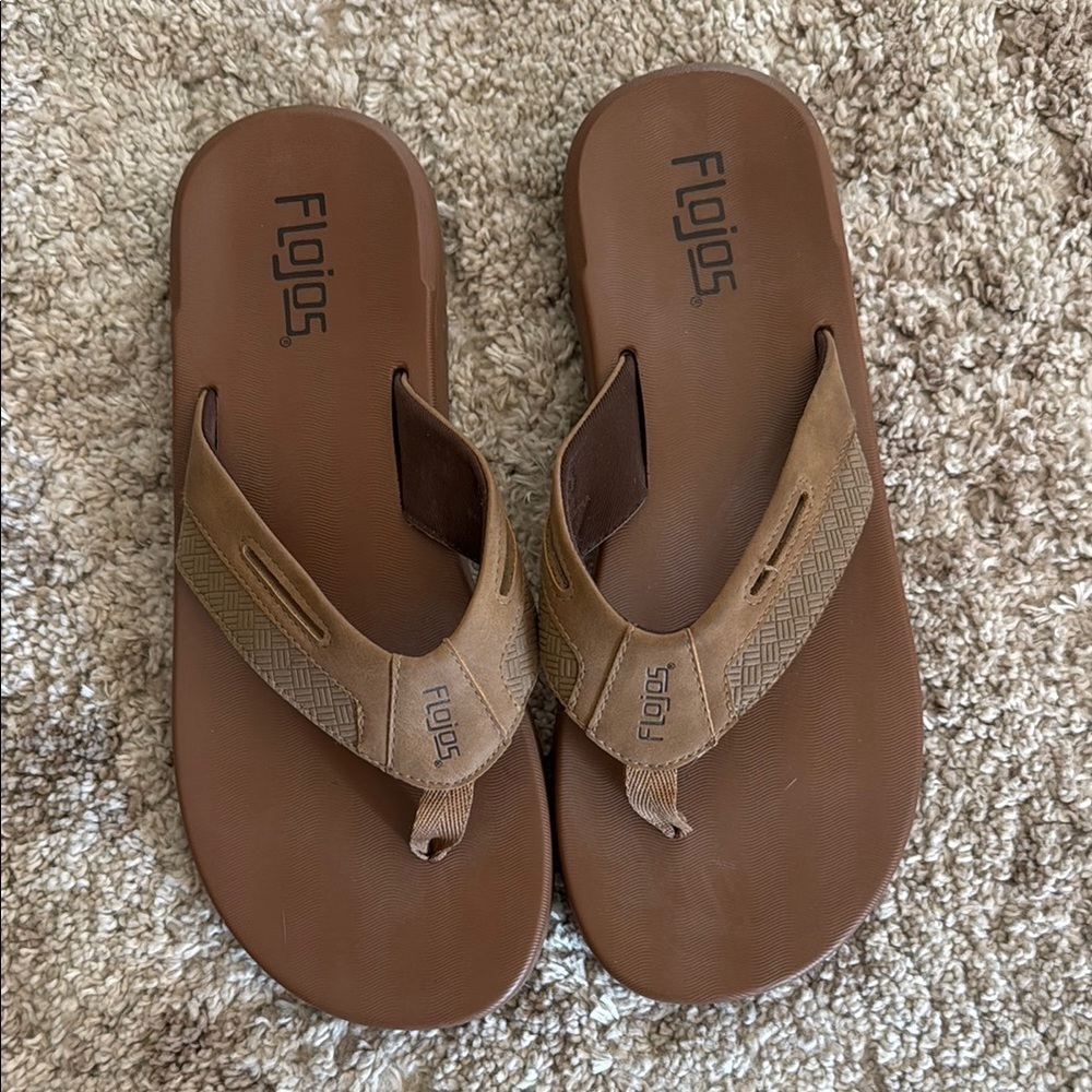 🍍 Flojos Men's Size 11 FlipFlop Sandals thong slide Tan Item #1676536🍍